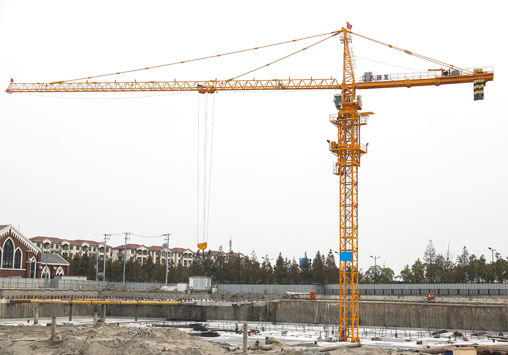 QTZ100 (6013) Topkit Tower Crane 6T 8T Podwójny obrót