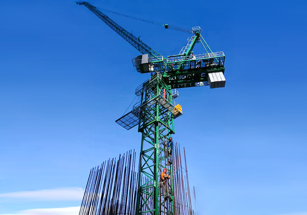 QTD80 Luffing-jib Tower Crane 6T Długość wysięku 40 m